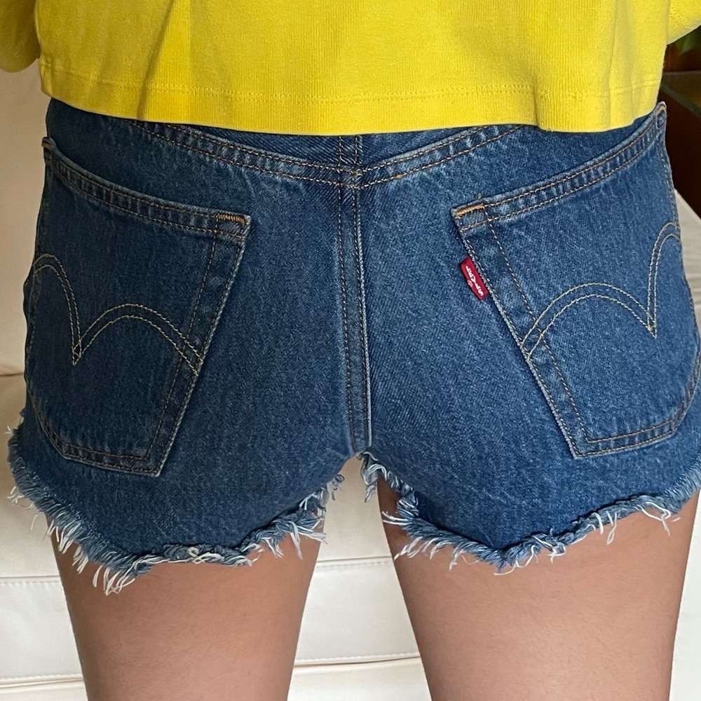 Levi’s 501 vintage jean short - Picture 6 of 6